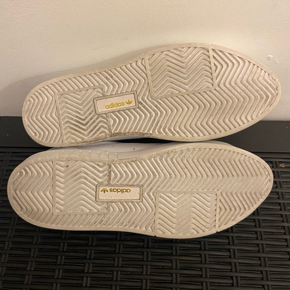 Adidas Sleek Super Shoes Size 9 - Picture 4 of 8